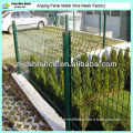 Small V type powder coating garden fence panel with peach type pole